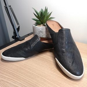 FRYE "Melanie" Pebbled Leather Mules Sneakers Flats size 8.5